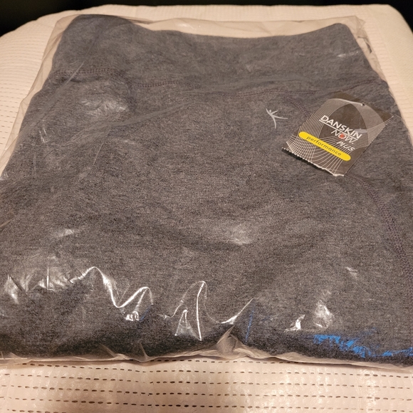 Danskin - Picture 1 of 3